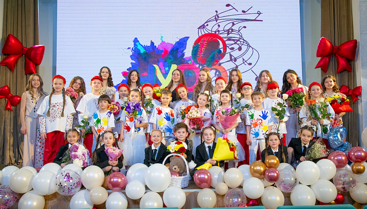Праздник каждый день! Отчетный концерт театра эстрадной песни "Чудо-дети" и вокального ансамбля "Правила детства"